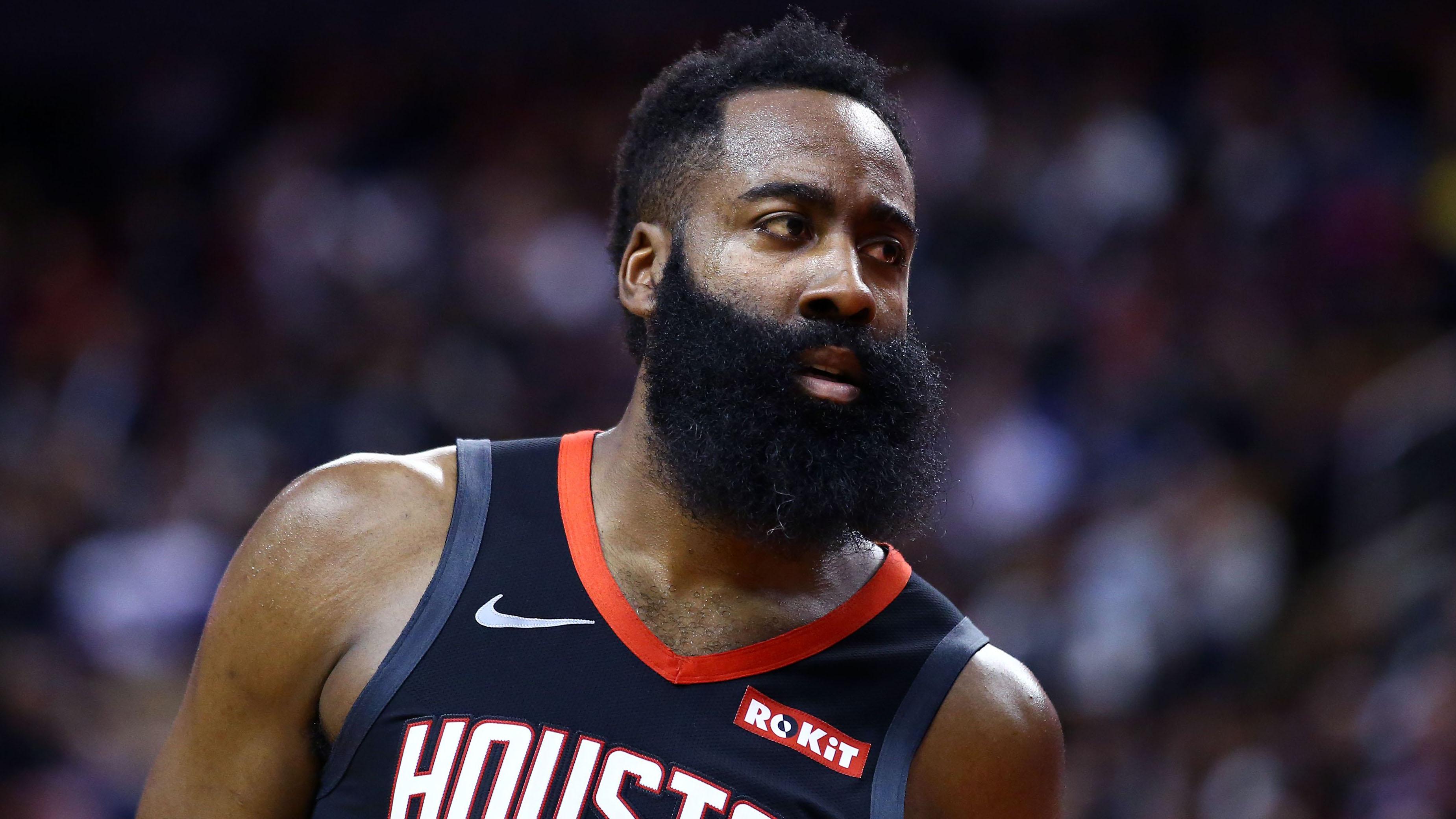 足球鞋如何选择适合自己的类型？（如何挑选最适合你的足球鞋？）