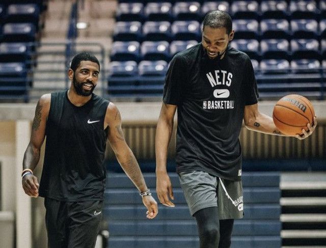 记者：亚特兰大已经接触莫塔，后者也优先考虑重返意甲（记者称亚特兰大已与莫塔接触，莫塔将回归意甲列为首选）