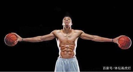 字母哥谈21000分：很开心但这不是终点，下一场比赛必须要赢（字母哥达成21000分：开心但不止步，下一战势在必得）