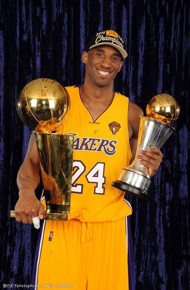 尤文跟队：加蒂扭伤膝盖，今天将接受检查（尤文随队消息：加蒂膝盖扭伤，今日接受检查）