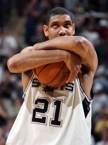 波媒：佛罗伦萨有意斯佩齐亚的波兰国脚维希涅夫斯基（波兰媒体：佛罗伦萨有意引进斯佩齐亚后卫维希涅夫斯基）