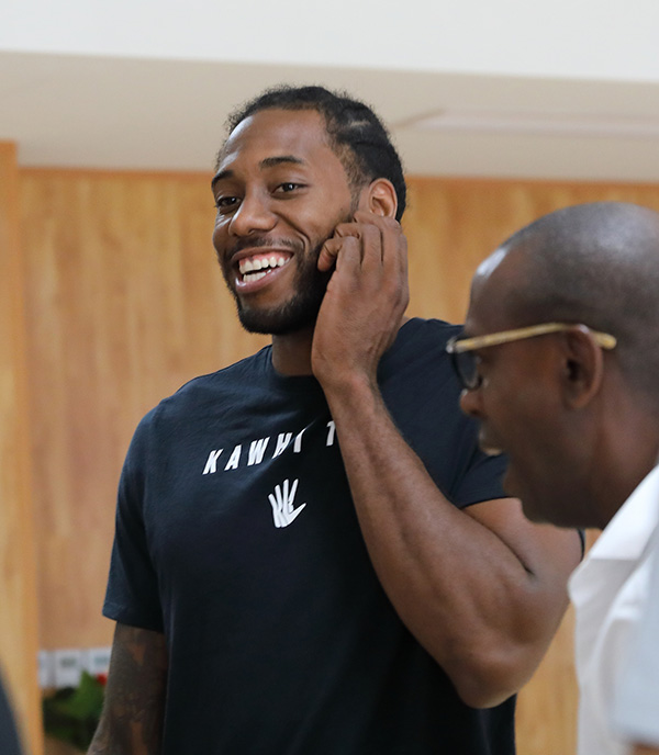 阿斯：阿隆索准备轮换首发，塞瓦略斯和罗德里戈将迎来机会（阿斯透露：阿隆索计划调整首发，塞瓦略斯与罗德里戈有望获得出场机会）