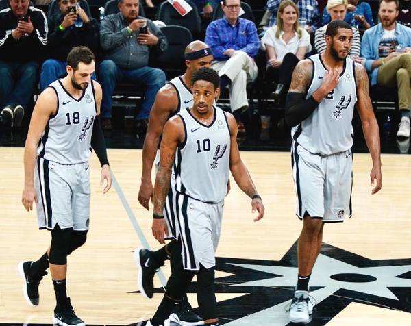 CBA赛季亮点回顾：精彩进球集锦,（CBA赛季高光盘点：精彩进球集锦）