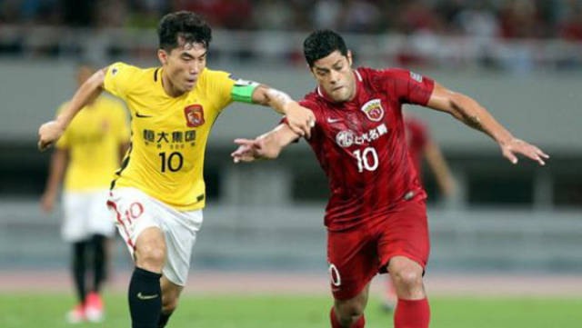 在辉煌与遗憾之间：科斯蒂亚的告别与自白（荣光与缺憾的交界处：科斯蒂亚的告别自述）